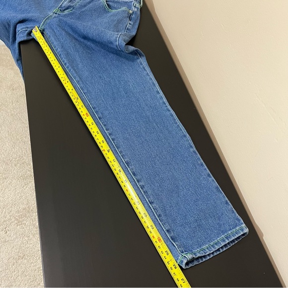 PacSun High Rise Straight Leg Mom Jean - Medium Wash - Picture 10 of 12